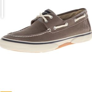 NEW Sperry Top-Sider Halyard Boat Shoe 10